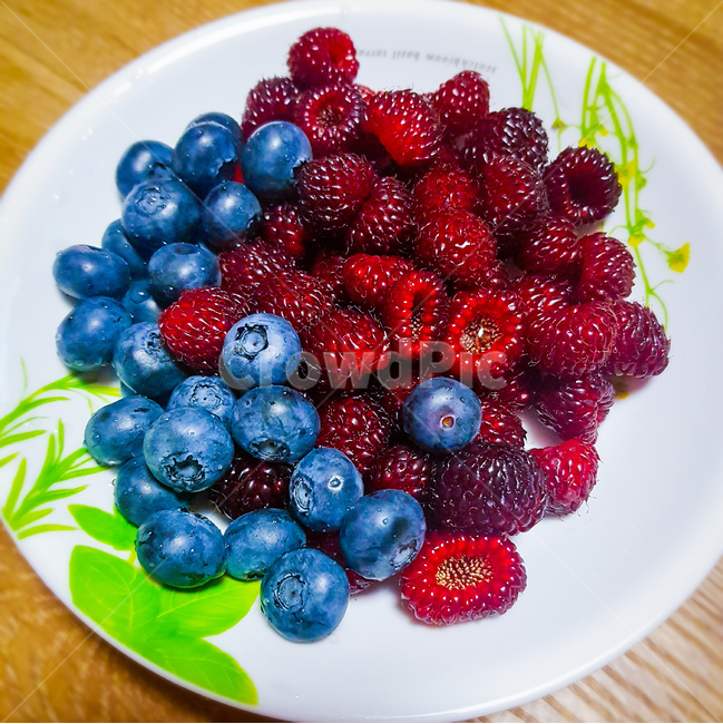 과일,블루베리,산딸기,fruit,싱싱한,fruits,blueberry,raspberry,후식,간식,딸기,열매