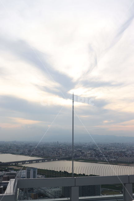 nature,자연,outdoors,옥외,landscape,경치,scenery,풍경,하늘,구름,건물,피뢰침,안테나,도시,풍경,city,landscape,panoramic,파노라마