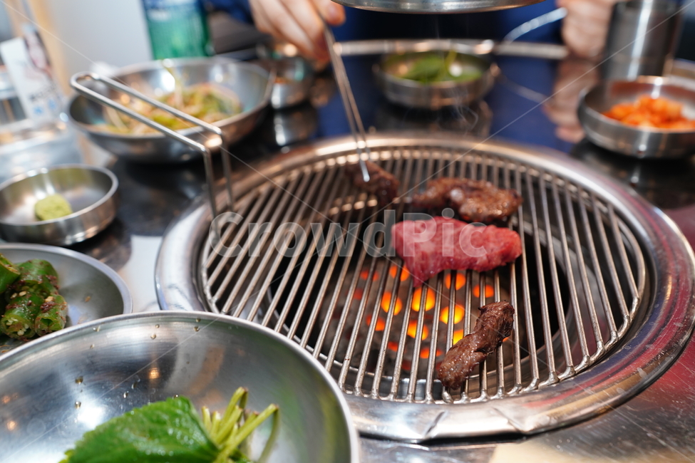 고기,한우,육류,육식,식사,먹방,술자리,안주,안주거리,구이,한식,소고기,먹거리,푸드,food,음식,음식,식재료,요리,food,cook,meal,dishes,food reserves,육류,고기,meat