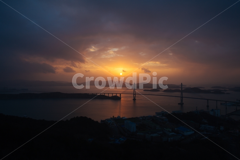 전라남도,목포,풍경,노을,일몰,목포대교,유달산,이등바위,자연,풍경,nature,landscape,한국자연풍경,한국자연경관,korea nature landscape,outdoors,옥외,dawn,새벽,red sky,붉은 하늘,dusk,황혼,sunset,sky,하늘,sunlight,햇빛