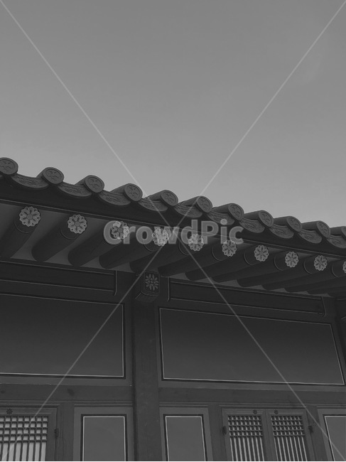 덕수궁,궁궐,서울,흑백,처마,landmark,일몰,한국전통,korea,단청,한옥,한국전통,한국문화,korean traditional,korean culture,흑백,모노톤,monochrome,black and white,건축물,건물외관,exterior,building,structure,architecture,construction