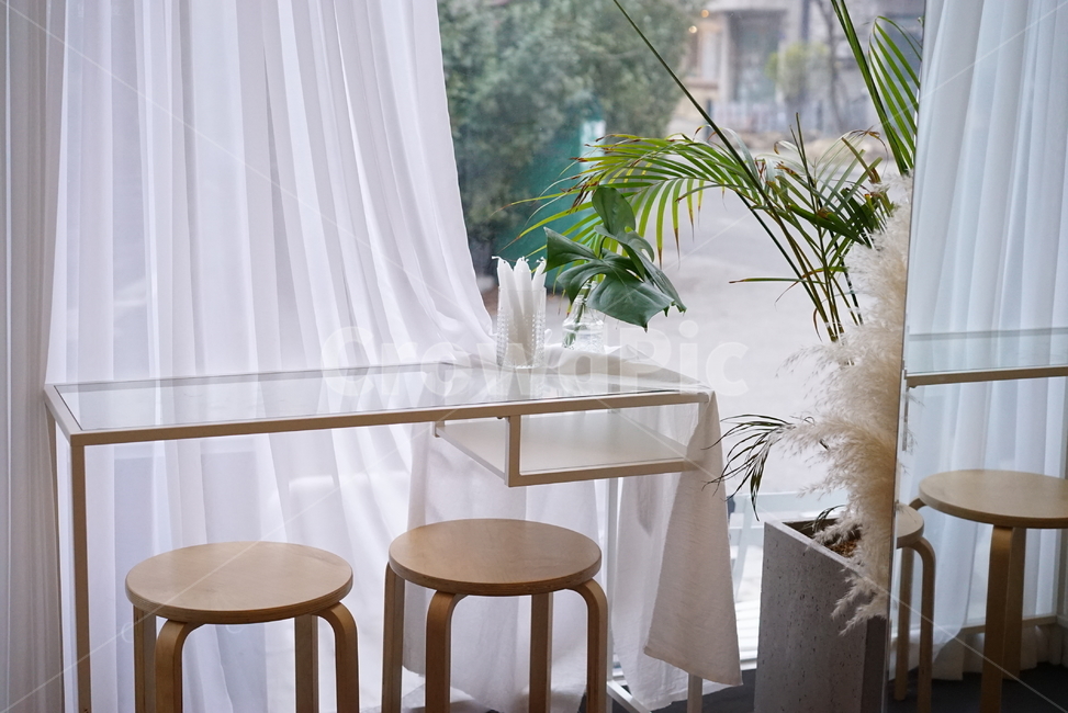 table,가구,furniture,diningtable,식탁,카페,인테리어,실내디자인,interior design