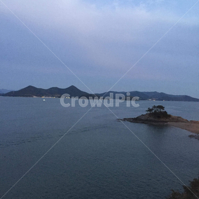 바다,섬,밤바다,산,하늘,구름