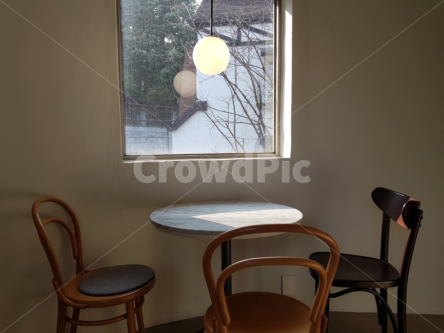 카페,창가,겨울,카페인테리어,창문,인테리어,실내디자인,interior design