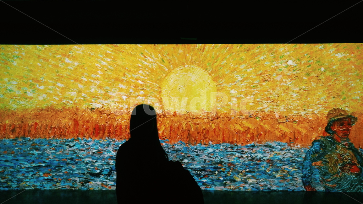 canvas,캔버스,art,미술,modernart,전시회,고흐,뒷모습,예술,그림,화가,인물,사람,인물,인간,human,person,여성,여자,woman,female,lady,인물실루엣,사람실루엣,character silhouette,human silhouette,예술,art,canvas,캔버스,미술,modern art,현대 미술
