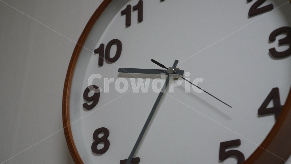 wallclock,벽시계,clock,시계,아날로그시계,analogclock,시침,분침,사물,물건,오브젝트,thing,object,matter