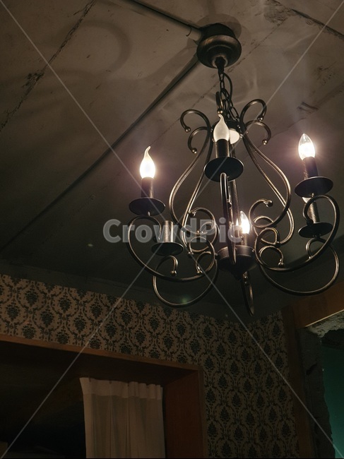 chandelier,샹들리에,lamp,램프,불빛,전등