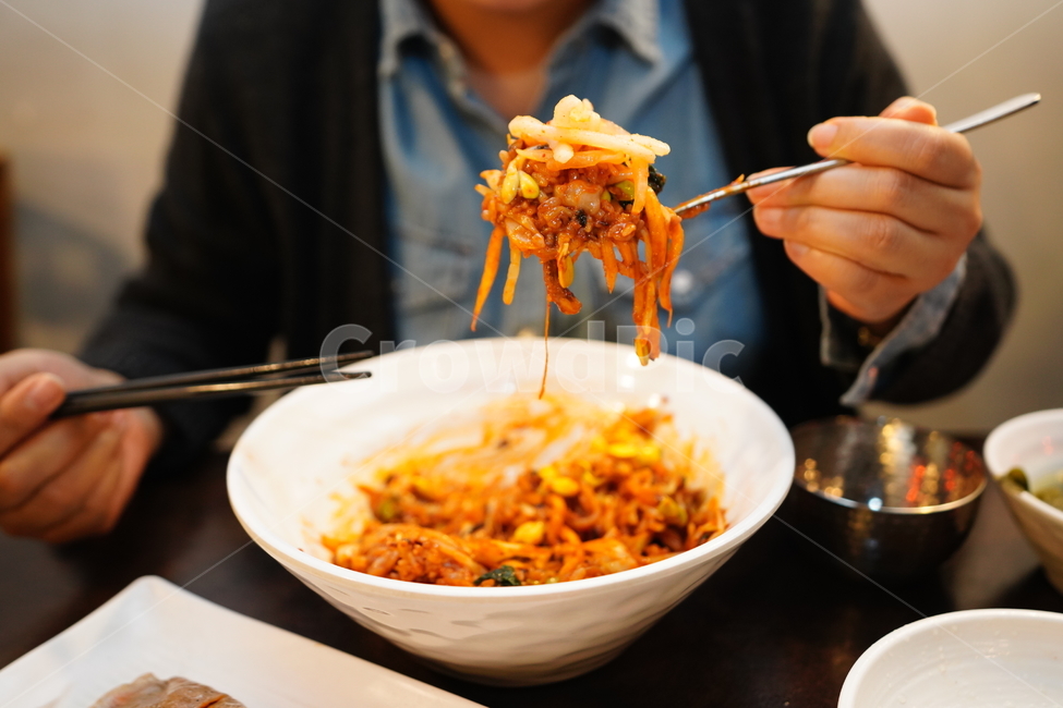 먹방,음식,한식,쭈꾸미,주꾸미,볶음,푸드,식사,food,먹거리,요리,해물,씨푸드,사람,인물,인간,human,person,신체일부,몸,body,음식,식재료,요리,food,cook,meal,dishes,food reserves,한식,한국음식,한국요리,korean food,korean dishes,korean meal,korean cook