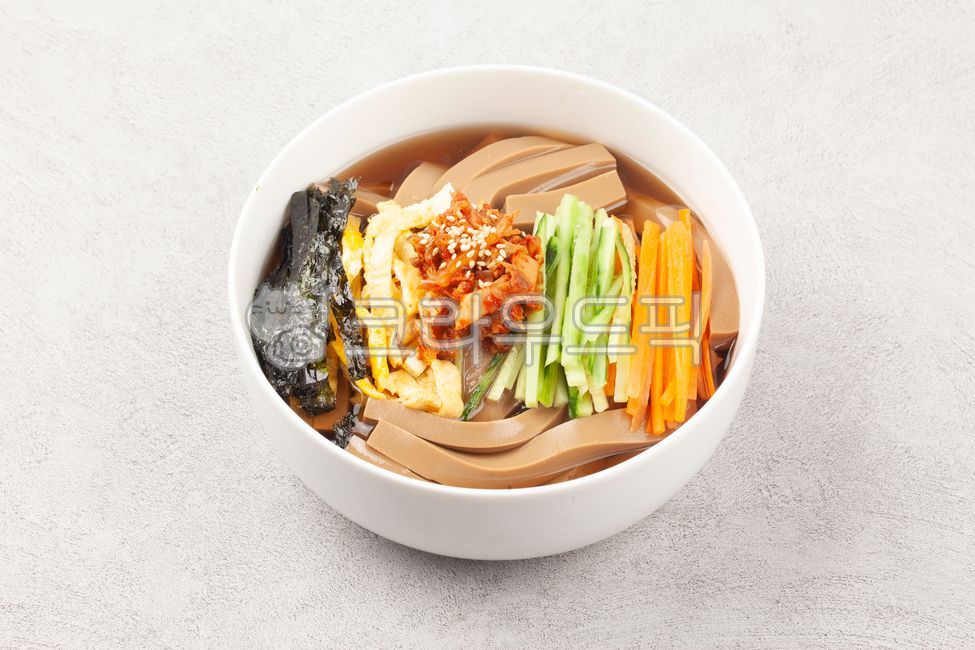 도토리묵,도토리,묵,한국음식,한국문화,음식,식사,식품,식료품,재료,식재료,음식재료,도토리묵밥,묵밥,도토리가루