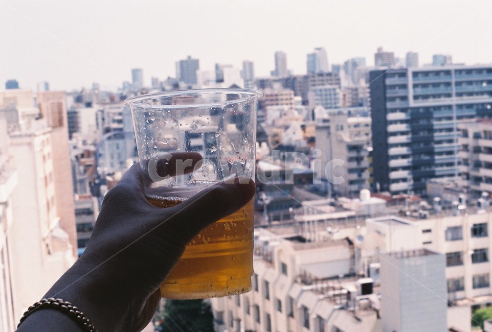 맥주,술,건배,거리,잔,도시,풍경,city,landscape,술,주류,alcohol,glass,유리,beer,drink,음주,beverage,마실 것,알코올,beer glass,맥주 유리