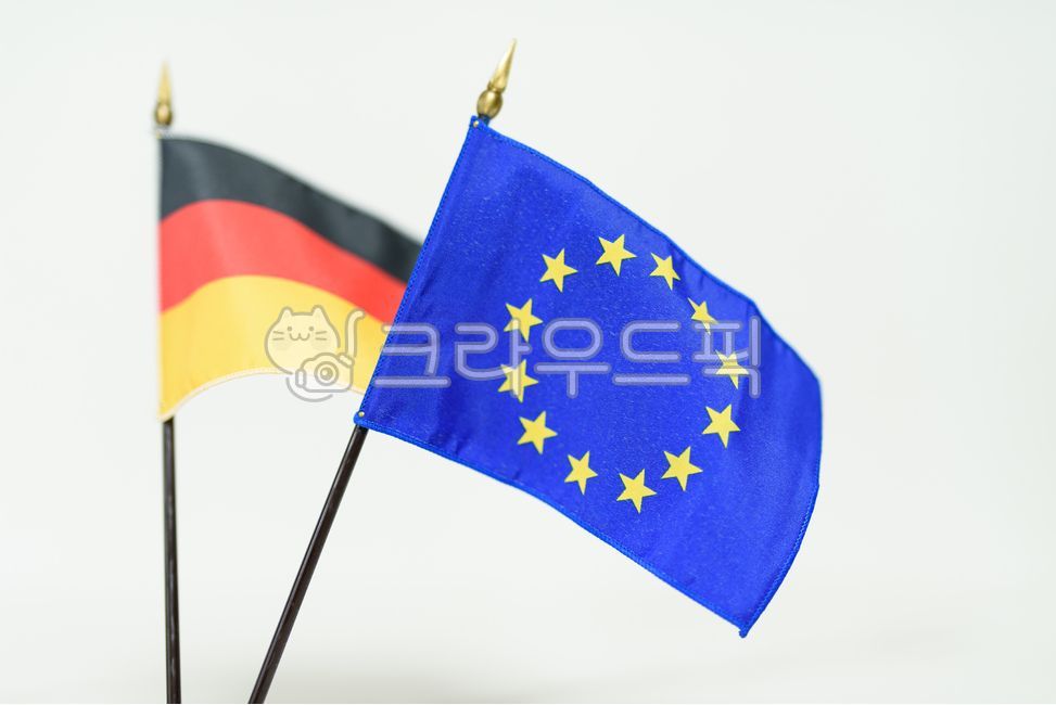 국가,나라,국기,정부,경제,무역,화합,정치,사회,문화,배경,상징,세계,글로벌,바람,문양,외교,비즈니스,공동체,애국심,지구촌,기,깃발,사회문제,통일,패턴,country,government,economy,trade,harmony,politics,society,culture,background,symbol,world,global,wind,diplomacy,business,flag,socialproblem,unification,pattern,patriotism,globalvillage,유럽연합기,유럽,유럽연합,europeanunion,europeanunionflag,독일국기,독일,germany