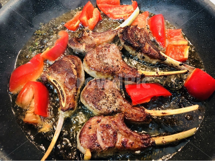 양갈비,양꼬치,양고기,스테이크,양식,음식,식재료,요리,food,cook,meal,dishes,food reserves,육류,고기,meat,양식,서양음식,서양요리,western food,western dishes,western meal,western cook