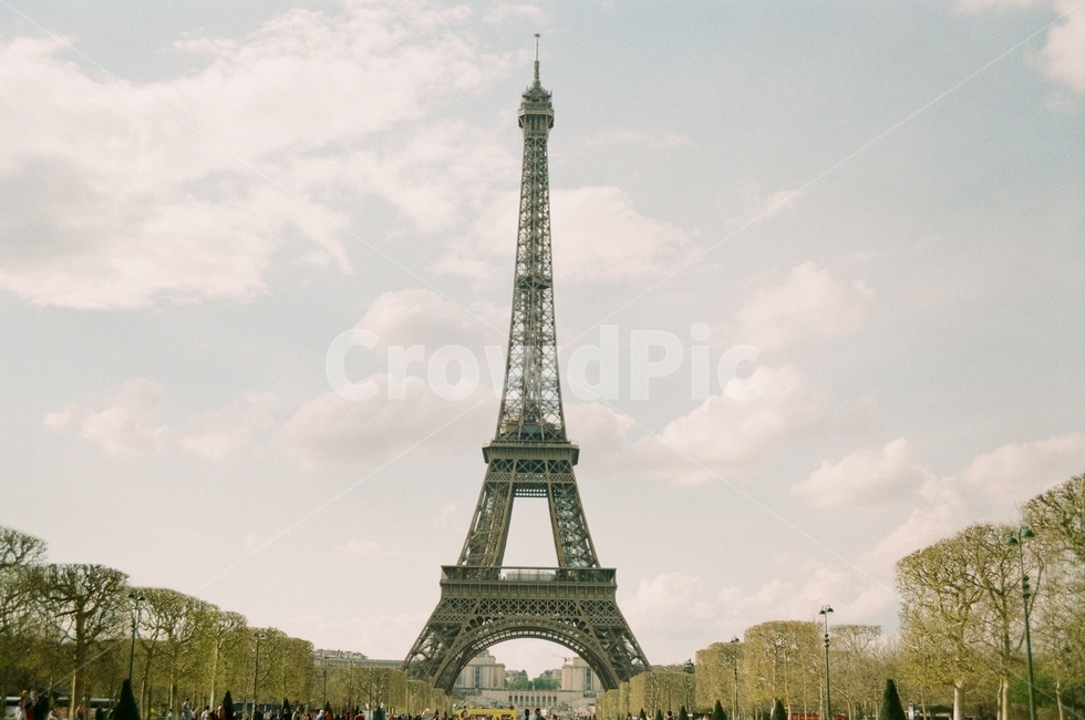 유럽,프랑스,파리,에펠탑,필름사진,랜드마크,landmark,tourist attraction,해외,외국,세계,foreign,oversea,world,세계랜드마크,해외랜드마크,외국랜드마크,world landmark,world tourist attraction,architecture,건축물,tower,탑,building,건물
