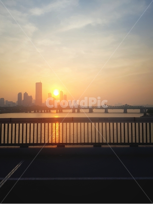 노을,하늘,다리,outdoors,옥외,railing,난간,nature,자연,sky