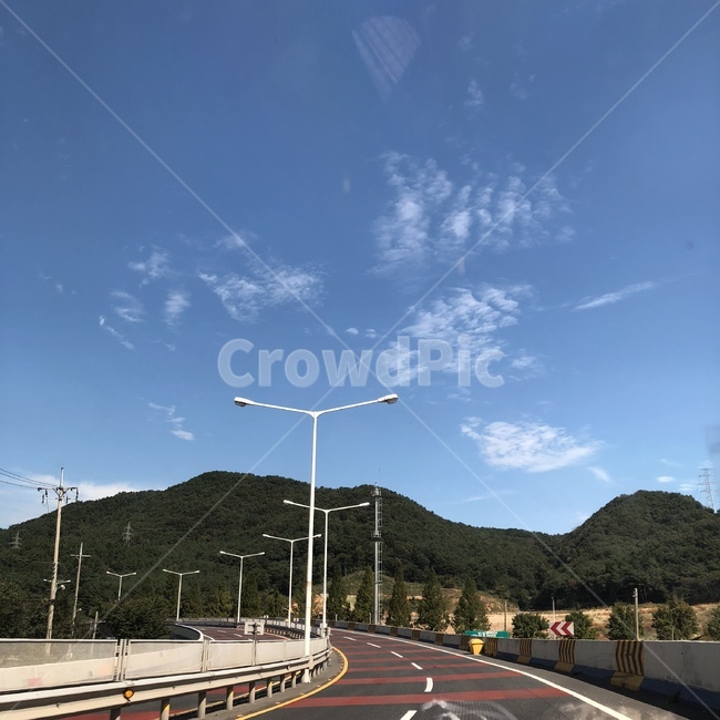 도로,road,highway,freeway,무료도로,길,구름,하늘,sky,cloud,산,mountain