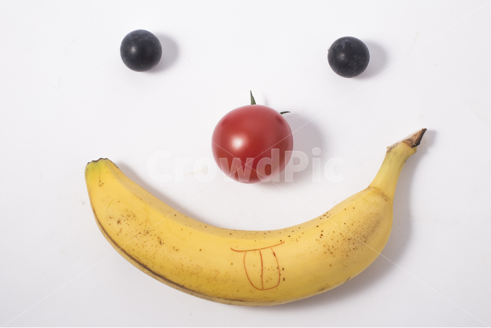 바나나,과일,열대과일,식품,노란색,노랑,얼굴,포도,토마토,표정,음식,식재료,요리,food,cook,meal,dishes,food reserves,과일,열매,fruit