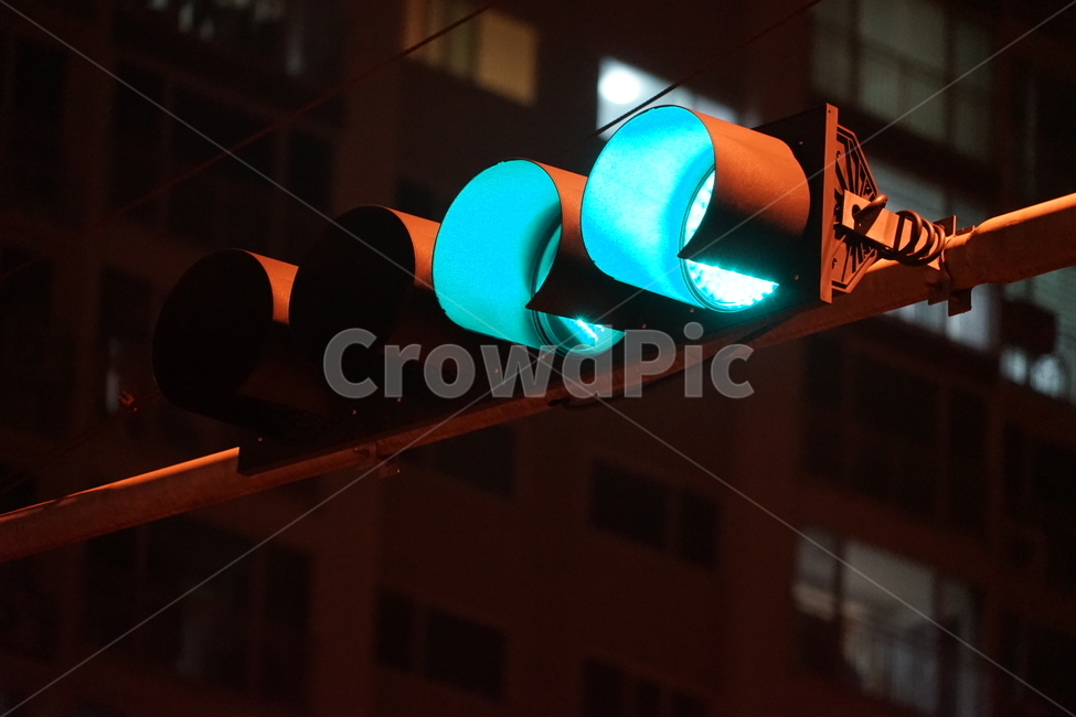 신호등,초록불,거리스냅,감성사진,감성,감성,sensible,feeling,교통,교통수단,traffic,transportation