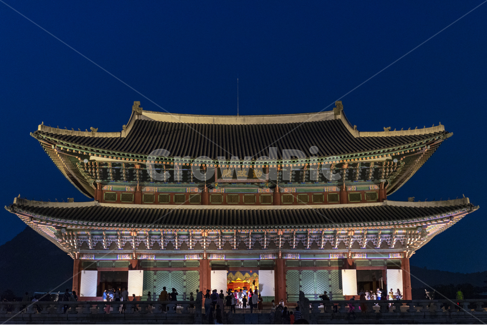 궁,전통,경복궁야간개장,창경궁야간개장,경복궁,창경궁,창덕궁,창덕궁야간개장,한복,전통의상,전통가옥,광화문,광화문야간개장,야간빌딩,도심빌딩,도심풍경,한옥풍경,한옥,야간한옥,이쁜한옥,이쁜풍경,전통풍경,architecture,건축물,shrine,신사,pagoda,탑,building,건물,worship,예배