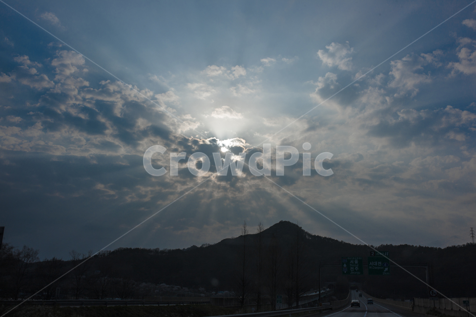 하늘,구름,태양,빛,cloud,sun,sky,자연,풍경,nature,landscape,weather,날씨,outdoors,옥외,cumulus,적운,flare,플레어,light