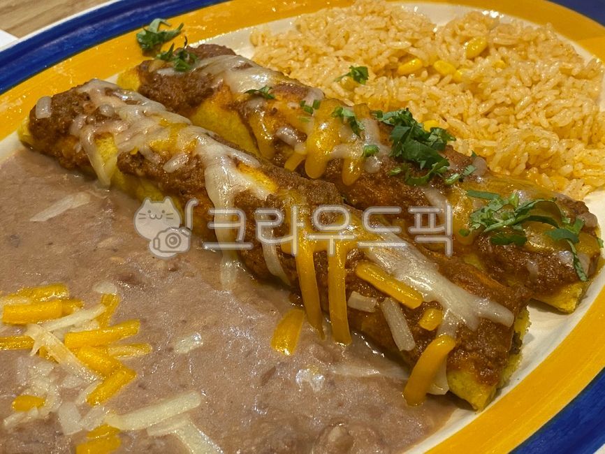 egg,dish,Mexican food,Mexican food restaurant,Delicious food,cooking,rice,Mexican cuisine,food