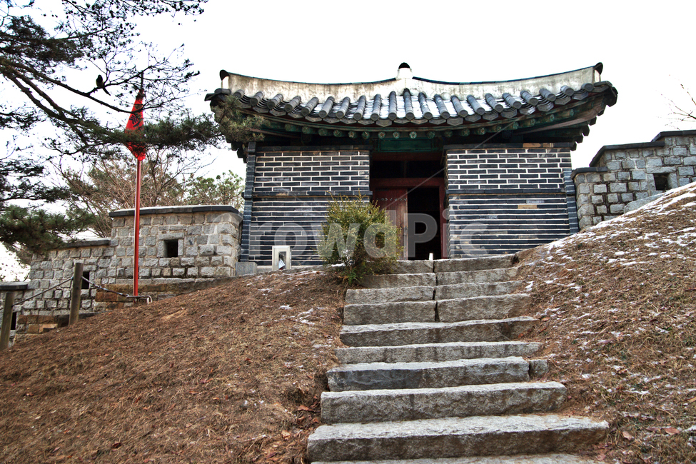 남포루,치성,누각,포,성제,수원화성,화성,유네스코세계문화유산,조선시대,한국전통,한국문화,korean traditional,korean culture,건축물,건물외관,exterior,building,structure,architecture,construction