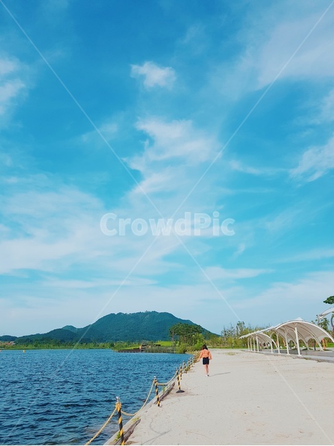 바다,풍경,청량,청량함,뒷모습,시원함,자연,풍경,nature,landscape,land,땅,outdoors,옥외,shoreline,해안선,water,물,sea,ocean,대양,coast,연안