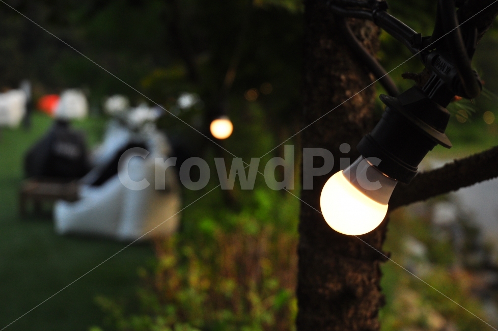 춘천,여행,카페,조명,해질녘,어스17,earth17,야외,불빛,trip,cafe,cafeteria,sunset,outside,lights,lamp,야경,밤,풍경,nightscape,night,landscape,감성,sensible,feeling,사물,물건,오브젝트,thing,object,matter,light,빛