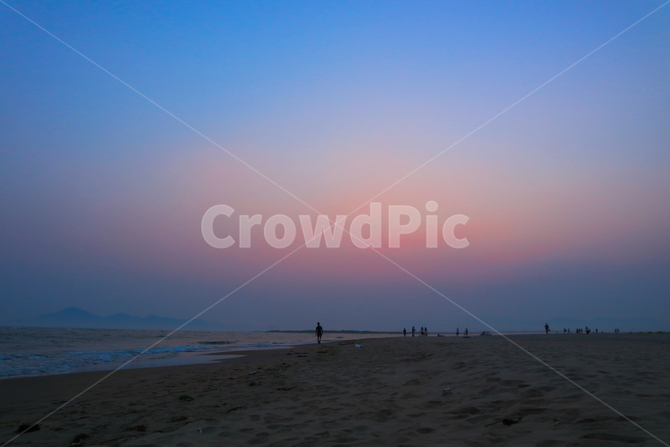 해변가,해변,해질녘,파스텔톤,하늘,사람,실루엣,모래사장,nature,자연,sunset,sea,beach,oceean,물,바다
