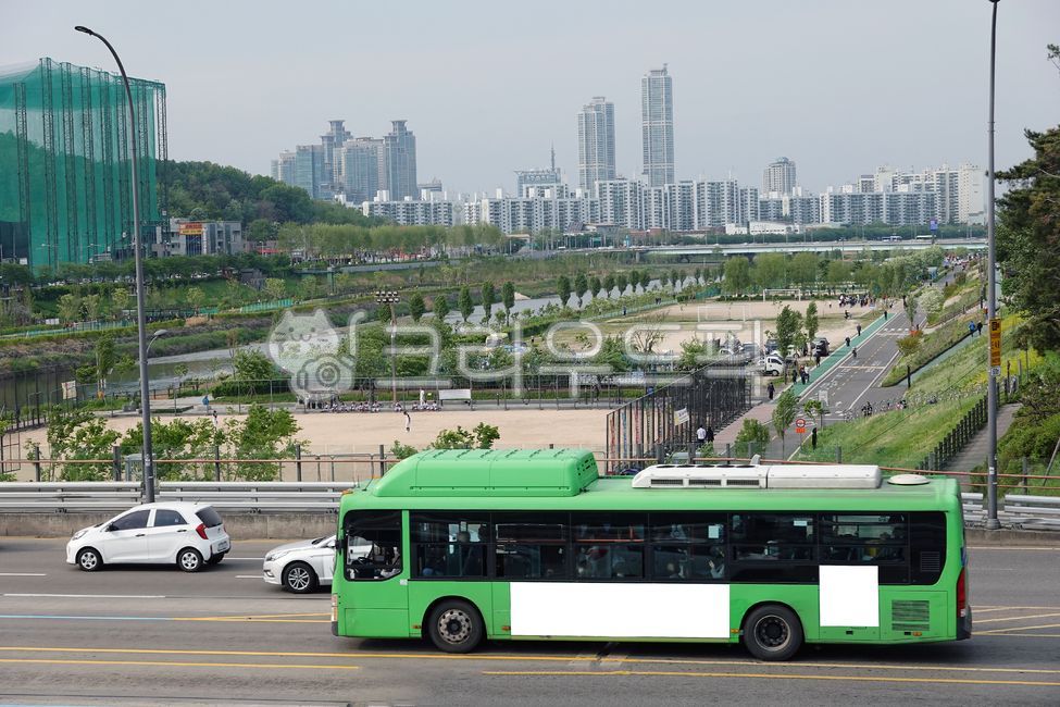 bus,commercial,commercialadvertisement,square billboard,outdoor advertising,sign board,citybusadvertisement,outdooradvertisement,Mockup image,commercialbillboard,busadvertisement,advertisingdesign,emptied,billboard,emptyspace,empty place,background,bus ad