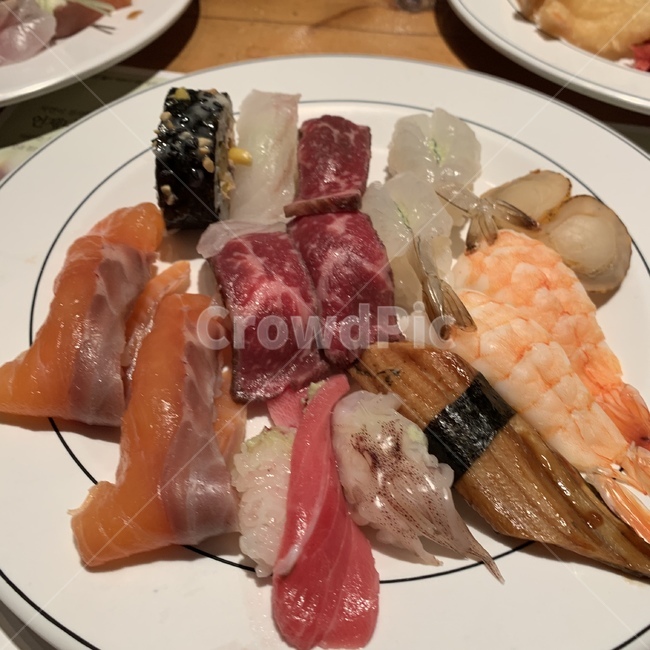 food,음식,dish,요리,meal,식사,platter,플래터,초밥,한우초밥,초밥접시,음식,식재료,요리,food,cook,meal,dishes,food reserves,일식,일본음식,일본요리,Japanese food,Japanese dishes,Japanese meal,Japanese cook