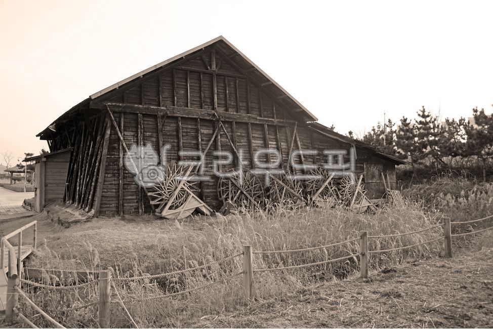 saltern,Sorae Salt Warehouse,storage,Japanese occupation,salt warehouse,Sorae