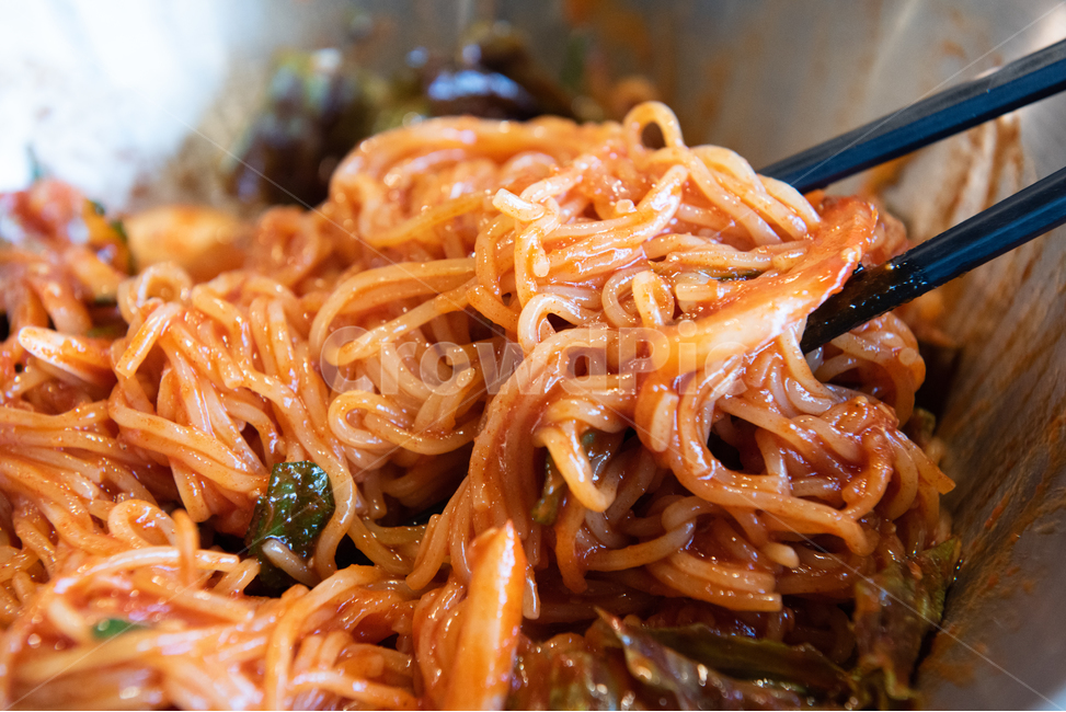 비빔국수,국수,침샘자극,식욕자극,야식,음식,식재료,요리,food,cook,meal,dishes,food reserves,면류,면요리,noodles,한식,한국음식,한국요리,korean food,korean dishes,korean meal,korean cook