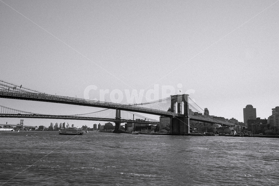 america,american,bridge,brooklyn,building,city,cityscape,downtown,landmark,manhattan,newyork,ny,nyc,river,tourism,urban,usa,water,미국,뉴욕,강,다리,브릿지,대교,브루클린,흑백,모노톤,monochrome,black and white
