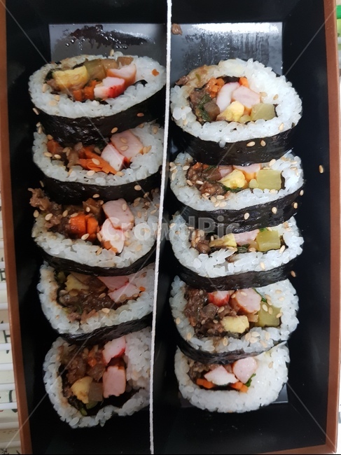 김밥,소풍,불고기김밥,김,밥,음식,식재료,요리,food,cook,meal,dishes,food reserves,한식,한국음식,한국요리,korean food,korean dishes,korean meal,korean cook
