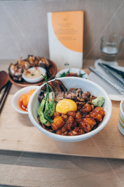 덮밥,대창,호르몬동,음식,일식,food,음식,식재료,요리,food,cook,meal,dishes,food reserves,일식,일본음식,일본요리,Japanese food,Japanese dishes,Japanese meal,Japanese cook
