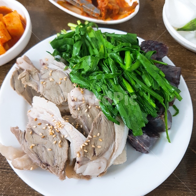 수육,순대,국밥,음식,부추,머리고기
