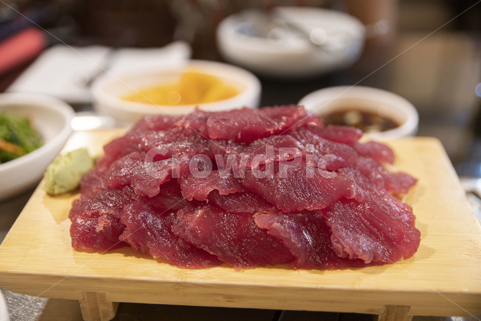 참치,생참치회,생선회,회,참치회,해산물,음식,식재료,요리,food,cook,meal,dishes,food reserves,수산물,해산물,fishery products,seafood