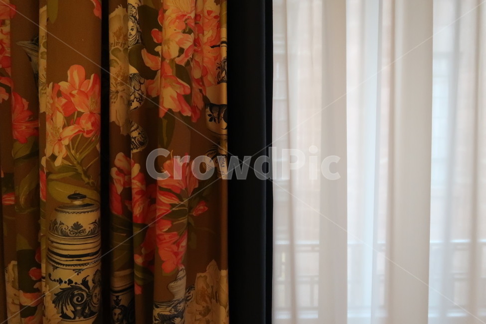 커텐,빈티지,창문,감성,꽃무늬,우아함,curtain,white,vintage,daily