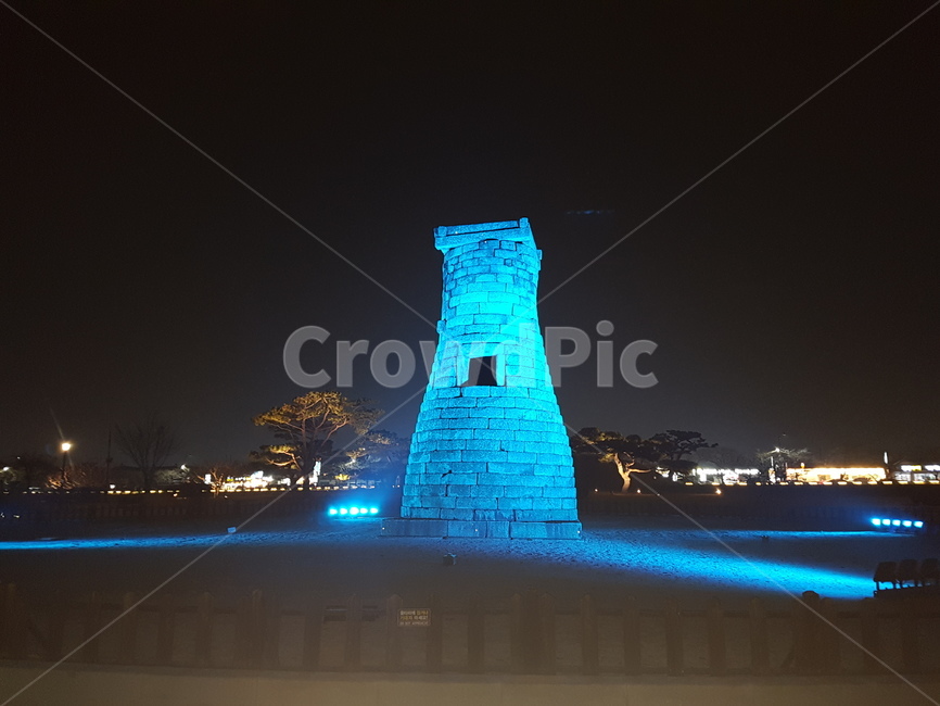 경주,첨성대,야경,탑,경주야경,조각상,동상,석상,조형물,statue,bronze statue,stone statue
