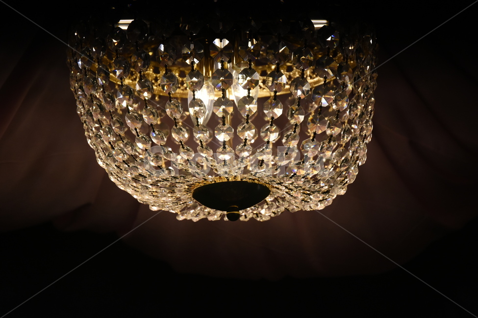 ligting,조명,색감,감성,불빛,그림자,무드등,램프,주황조명,실내,노란조명