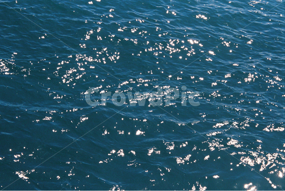 바다,물결,물,호수,파도,투명,여름,햇빛,반사,여름,계절,summer,season,ocean,대양,water,outdoors,옥외,sea,nature,자연