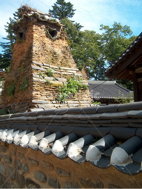 굴뚝,한옥,기와담,기와,흙굴뚝