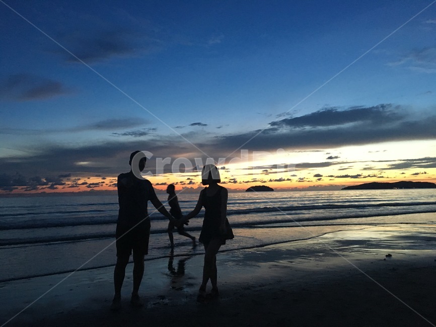 커플,석양,우리,고백,연인,사랑,실루엣,그림자,해변,정열,해변,바다,beach,sea,사람,인물,인간,human,person,연인,커플,사랑,lover,couple,인물실루엣,사람실루엣,character silhouette,human silhouette,여행,휴가,traveling,vacation,trip,holding hands,손을 잡고,hand,손