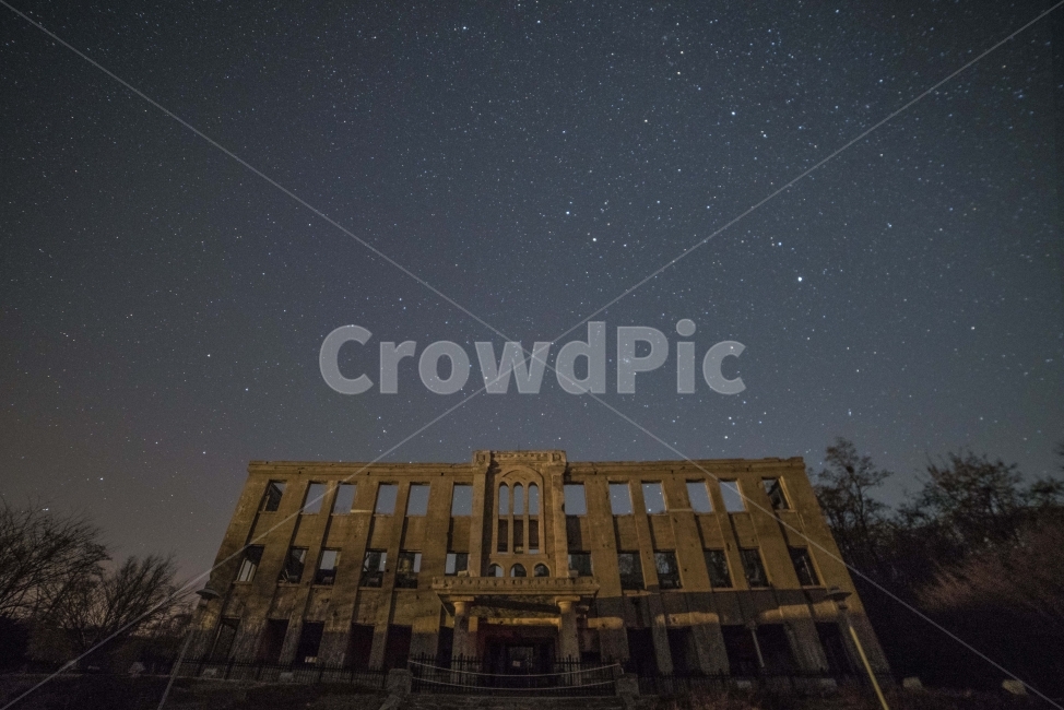 건물,별,밤하늘,노동당사,철원,역사,문화유산,야경,밤,풍경,nightscape,night,landscape,랜드마크,landmark,tourist attraction,한국랜드마크,한국관광지,한국명소,korea landmark,korea tourist attraction,건축물,건물외관,exterior,building,structure,architecture,construction,nature,자연,outdoors,옥외