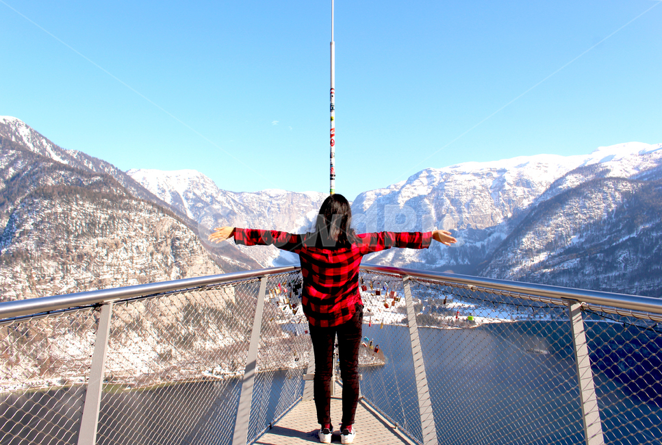 human,person,사람,시원함,겨울,자유,바람,인물,사람,인물,인간,human,person,여성,여자,woman,female,lady,여행,휴가,traveling,vacation,trip