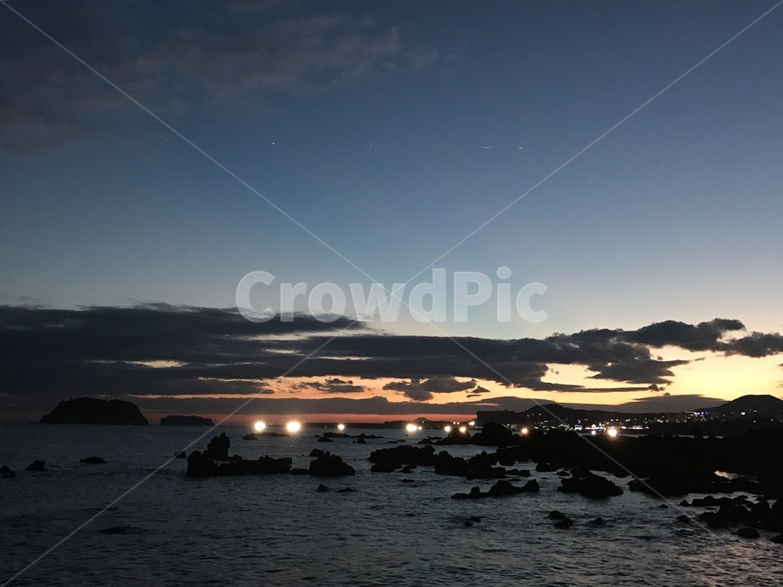 제주도,바다,야경,불빛,구름,자연,바다야경,배,자연,풍경,nature,landscape,야경,밤,nightscape,night,outdoors,옥외