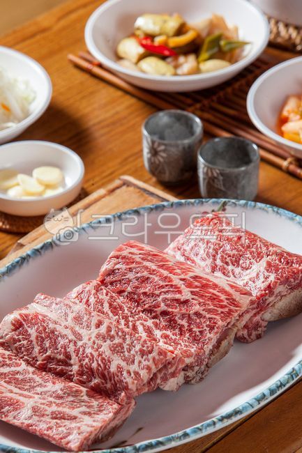 한우,소고기,소갈비,소생갈비,생갈비,갈비,갈비구이,소갈비구이,소갈비고기,소,생소갈비,요리,음식,식사,food,한우갈비,한우생갈비,음식,식재료,요리,food,cook,meal,dishes,food reserves,육류,고기,meat