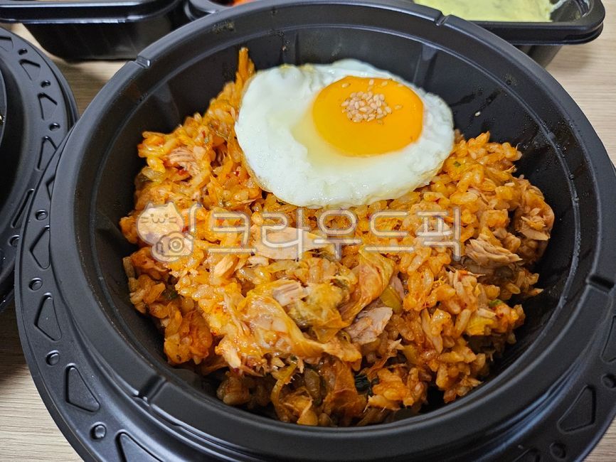 식사,김치볶음밥,참치,계란프라이,계란후라이,egg,계란,food,음식