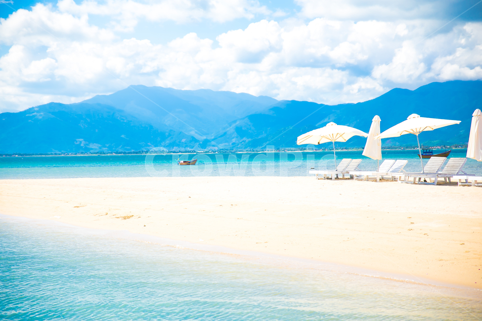 베트남,냐짱,나트랑,해변,beach,자연,풍경,nature,landscape,해변,바다,beach,sea,해외,외국,세계,foreign,oversea,world,세계자연풍경,해외자연풍경,외국자연풍경,world nature landscape,색깔,색상,색채,색감,color sense,color sensitivity,feeling of color