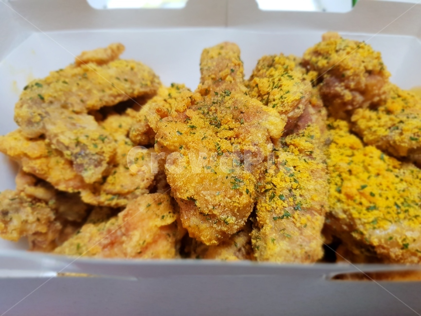 치킨,뿌링클,야식,음식,통닭,음식,식재료,요리,food,cook,meal,dishes,food reserves,육류,고기,meat